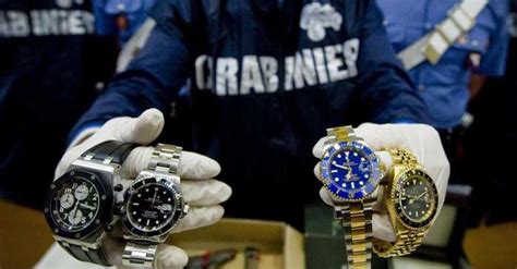 il quotidiano la triestina soldi e rolex dalle aziende|Banda dei Rolex, oltre 35 anni di carcere complessivo per i .